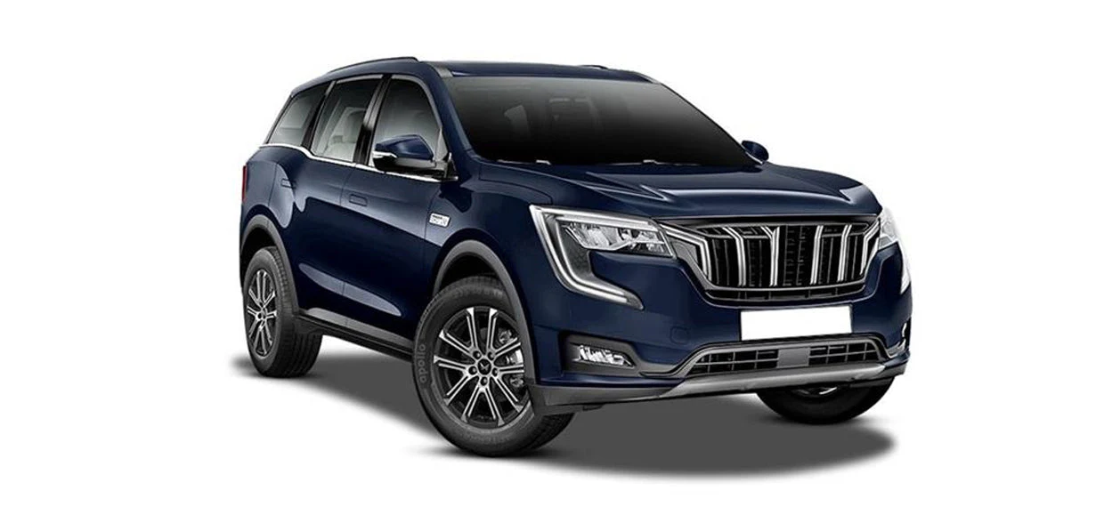 XUV700 Side